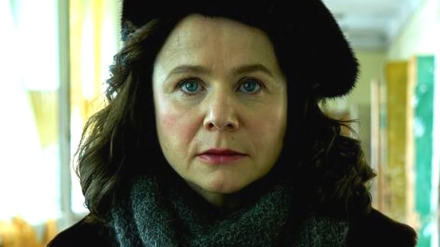 وقایع سریال چرنوبیل (Chernobyl) تا چه حد حقیقت دارد؟ تمام دروغهای سریال چرنوبیل 2 Ulana Khomyuk