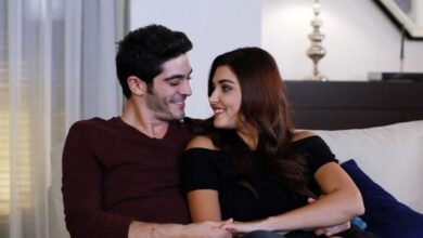 حاشیه جدید هانده ارچل با بورک دنیز پارتنر قبلیش در سریال دو غریبه + عکس