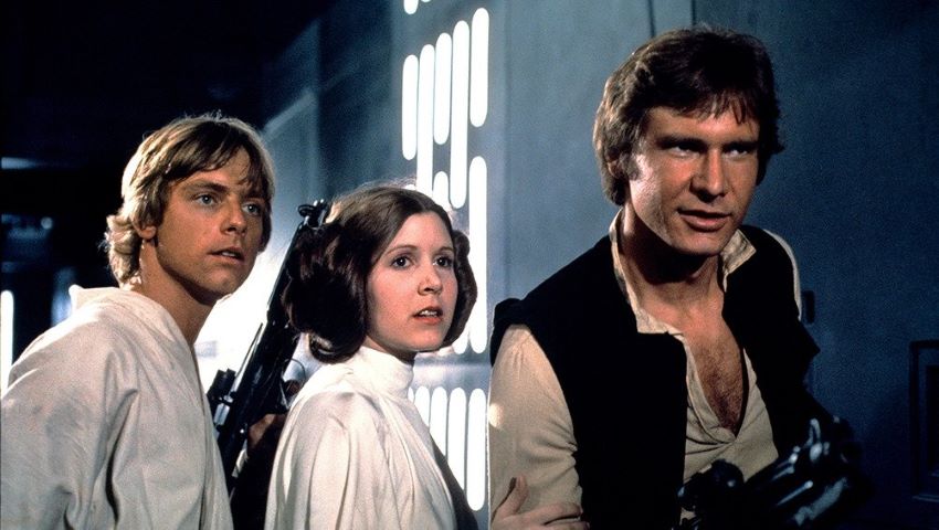بهترین فیلم های فضایی ؛ جنگ ستارگان - Star Wars (1977)