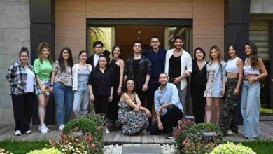 بازیگران سریال آهنگ تابستانی - Yaz Şarkısı【بیوگرافی و داستان】 1 بازیگران سریال آهنگ تابستانی【بیوگرافی و داستان】