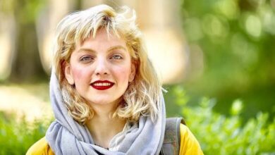 بیوگرافی آیدا ماهیانی (نازنین در فیلم ارادتمند؛ نازنین، بهاره و تینا) 72 بیوگرافی آیدا ماهیانی (نازنین در فیلم ارادتمند؛ نازنین، بهاره و تینا)