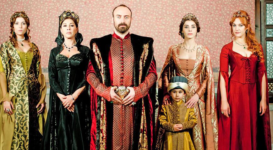 بهترین سریال های ترکی تاریخی ؛ سریال حریم سلطان - Muhteşem Yüzyıl