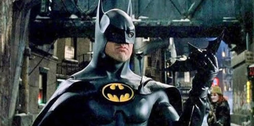 10 گجت بتمن که بروس وین در سه گانه شوالیه تاریکی هرگز از آنها استفاده نکرد؛ کنترل از راه دور Batarang