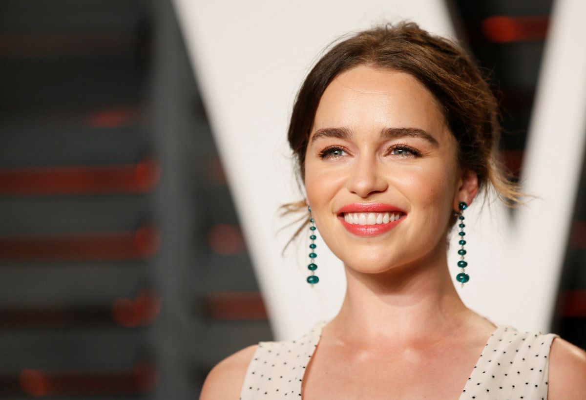 در این مقاله شما را با بهترین فیلم و سریال های امیلیا کلارک - Emilia Clarke آشنا می‌کنیم.