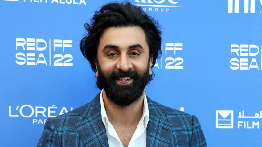 از هنرپیشگان معروف هالیوود می‌توان به رانبیر کاپور - Ranbir Kapoor اشاره.
