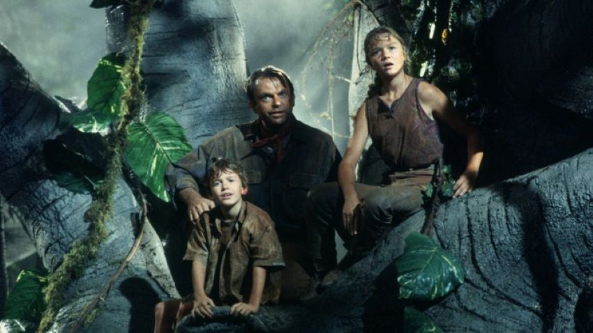 پارک ژوراسیک - Jurassic Park یکی از فیلم های ماجراجویی در جنگل و طبیعت است.