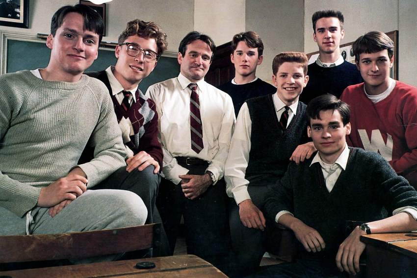 از بهترین فیلم های انگیزشی که می‌توان معرفی کرد فیلم انجمن شاعران مرده - Dead Poets Society است.