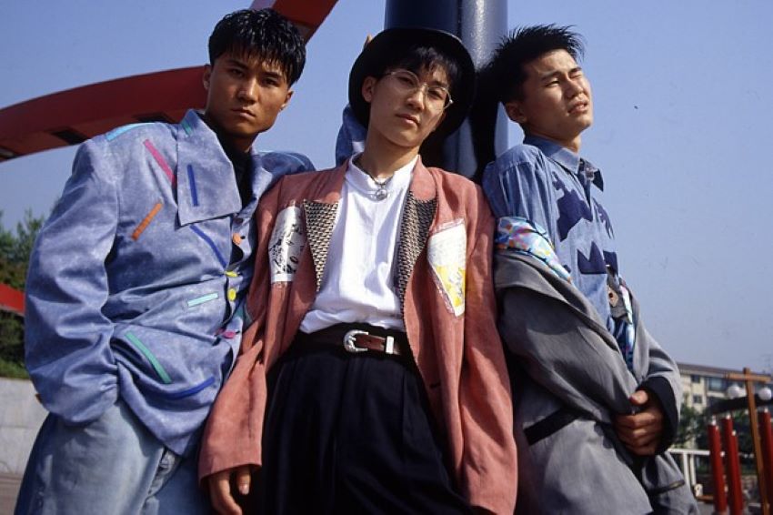 سو ته‌جی اند بویز - Seo Taiji and Boys به عنوان اولین گروه کیپاپ شناخته می‌شود.