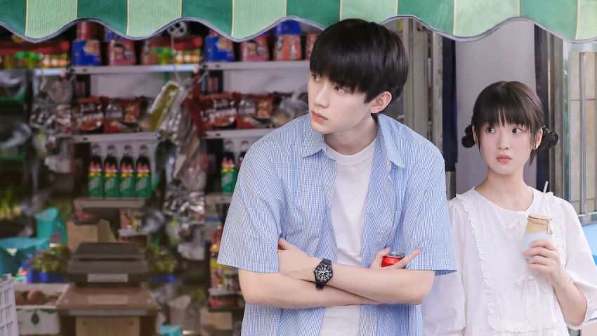 از بهترین سریال های چینی عاشقانه می‌توان به آن هنگام که به سویت پرواز میکنم - When I Fly Towards You اشاره کرد.