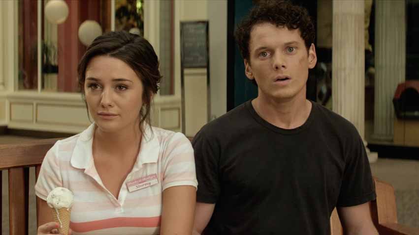 فیلم توماس عجیب - Odd Thomas یکی از بهترین فیلم های ترسناک عاشقانه است