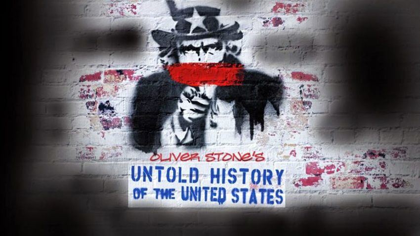 تاریخ ناگفته آمریکا - The Untold History of the United States با افشای روایت‌های پنهان سیاست آمریکا در فهرست بهترین مستند های تاریخی جای دارد. 