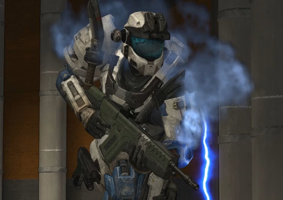 Halo: The Master Chief Collection با ترکیب چندین نسخه کلاسیک از مجموعه هیلو، گزینه‌ای ایده‌آل برای علاقه‌مندان به شوترهای علمی‌تخیلی در بین انواع بازی های Xbox One S است. 