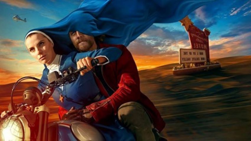 خانم دیویس – Mrs. Davis با ترکیب شوخ‌طبعی و داستانی جذاب، به‌عنوان یک مینی سریال کمدی جدید موفقیت زیادی کسب کرده است. 