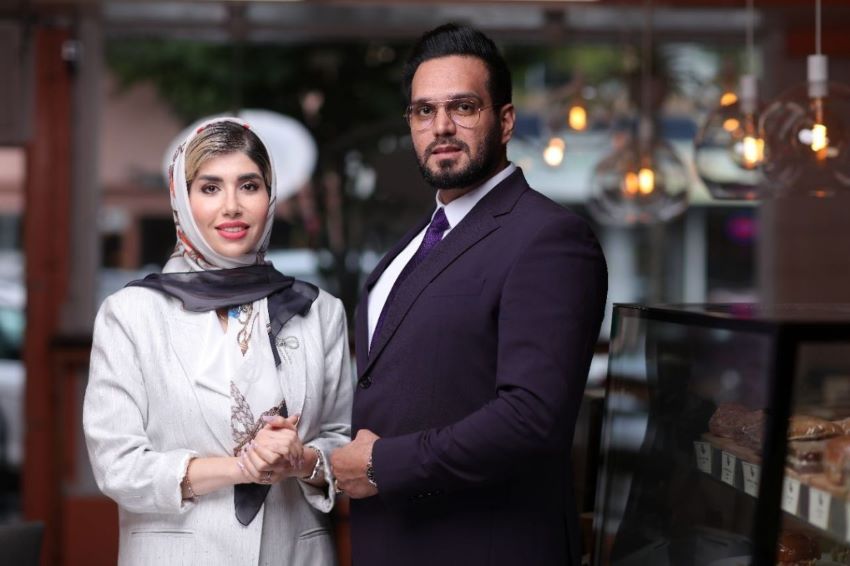 نقش همسر احمد ایوبی پور در موفقیت‌های کارآفرینی او چیست؟