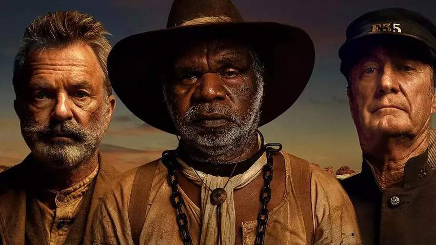 بهترین فیلم های وسترن استرالیایی | ۱۰ پیشنهاد تماشایی 5 سرزمین شیرین – Sweet Country یکی از فیلم های معروف استرالیایی ژانر وسترن است که مفاهیم عدالت و انتقام را در بستری تاریخی روایت میکند.