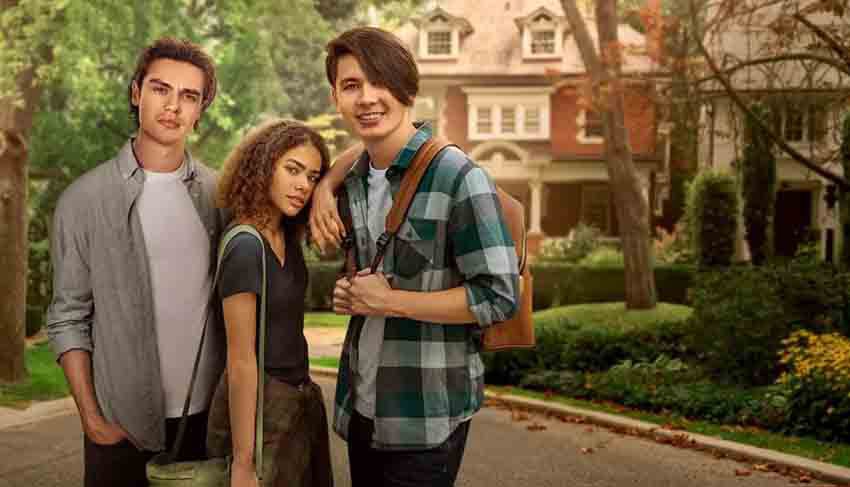 سریال جینی و جورجیا - Ginny & Georgia رابطه مادر و دختر، چالش‌های نوجوانی و دوستی‌ها را به تصویر می‌کشد و از بهترین سریال های تینیجری نتفلیکس است.