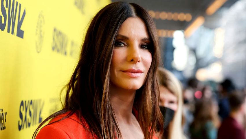 ثروتمندترین بازیگران زن جهان کدامند؟ | 11 هنرپیشه محبوب 8 ساندرا بولاک – Sandra Bullock از پردرآمدترین بازیگران زن جهان است که نامش در فهرست ثروتمندترین بازیگران زن دنیا به چشم میخورد.