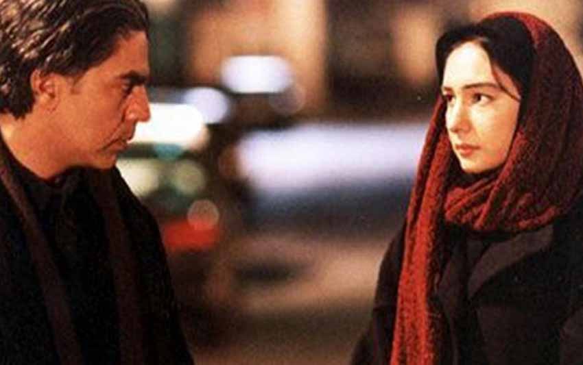 شب‌های روشن با داستانی ساده اما تاثیرگذار، ماجرای آشنایی، دل‌بستگی و جدایی را به تجربه‌ای به‌یادماندنی تبدیل کرده و جزو مهم‌ترین فیلم های کالت ایرانی است.
