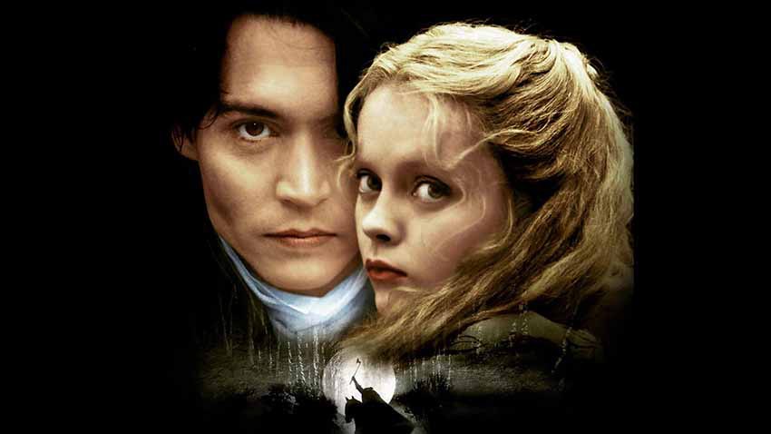 Sleepy Hollow – اسلیپی هالو، با فضایی گوتیک و ترسناک، یکی از بهترین فیلم های دارک فانتزی است که ترکیبی از ترس، فانتزی و روایت تاریخی ارائه می‌دهد.