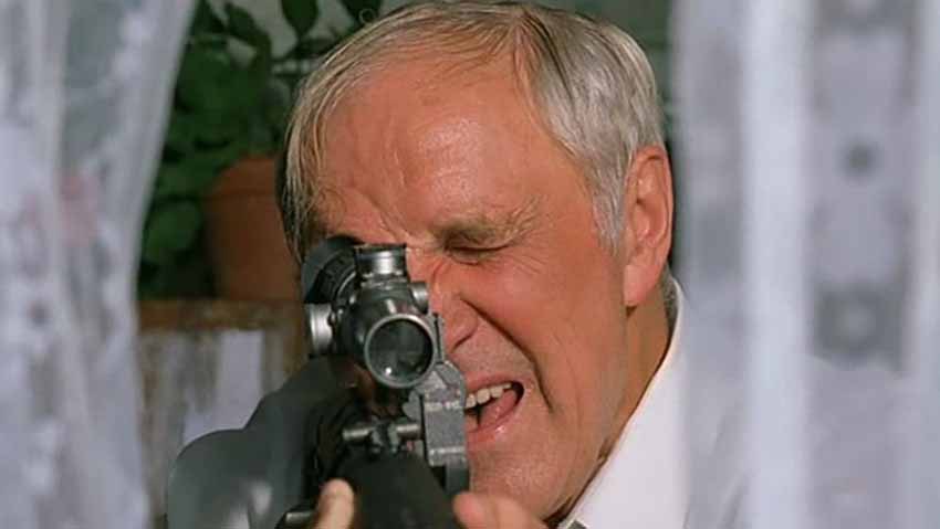 ورشیلوف – Voroshilov Sharpshooter که جزو برترین آثار کشور روسبه شناخته می‌شود داستان کهنه‌سربازی را روایت می‌کند که برای عدالت دست به کار می‌شود.