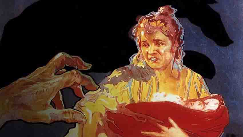 فیلم تعصب - Intolerance چهار داستان تاریخی درباره پیامدهای تعصب و دین را روایت می‌کند و جزو بهترین فیلم های مذهبی جهان محسب می‌شود.