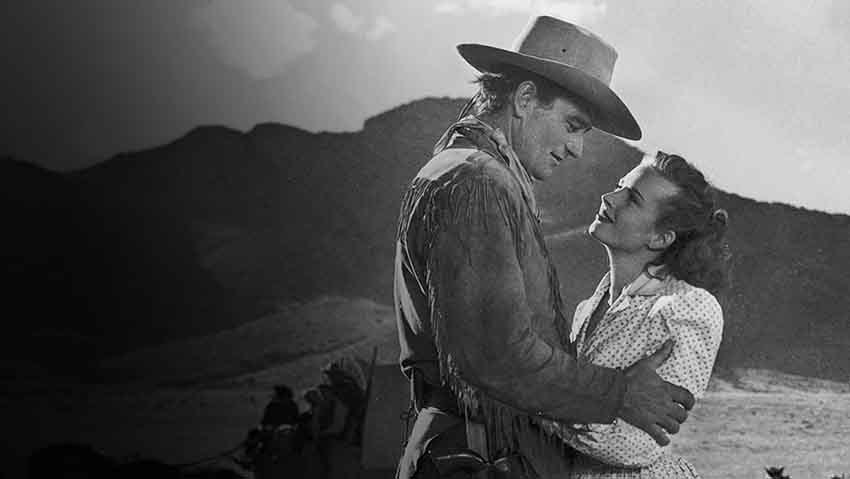 دلیجان – Stagecoach یکی از بهترین فیلم های جان وین که ماجرای رینگو کید و سفر پرخطر مسافران دلیجان به لردزبرگ را روایت می‌کند.