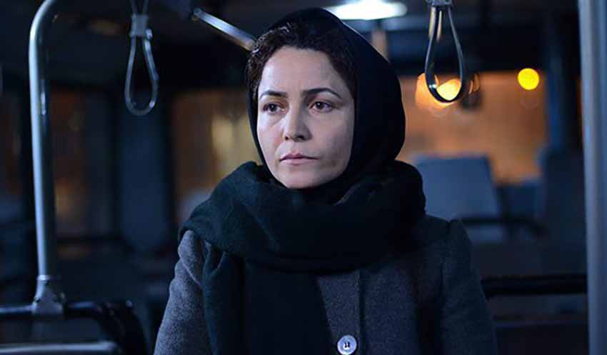 بهترین فیلم های کوتاه ایرانی؛ نگاهی به آثار درخشان سینمای کوتاه ایران 2 نگاه یکی از تأثیرگذارترین فیلم های کوتاه ایرانی اجتماعی در ژانر درام است که با فضایی تأملبرانگیز به بررسی تعهد و راز میپردازد.