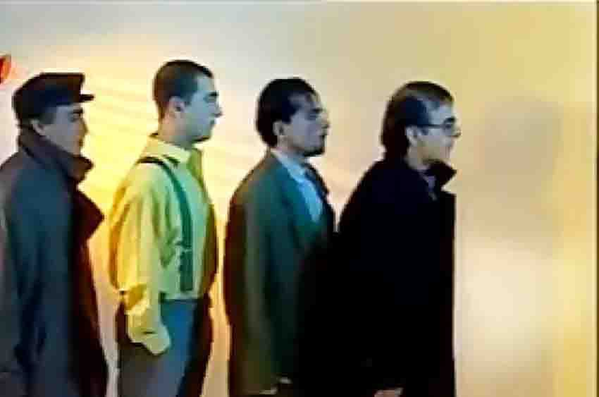 بهترین فیلم و سریال های فرهاد آئیش | معرفی ۱1 اثر ماندگار 2 قطار ابدی یکی از سریال های فرهاد آئیش است که در با بازی طبیعی و جذاب مخاطبان بسیاری را به خود جلب کرد و شخصیتی دوستداشتنی و ماندگار خلق کرد.