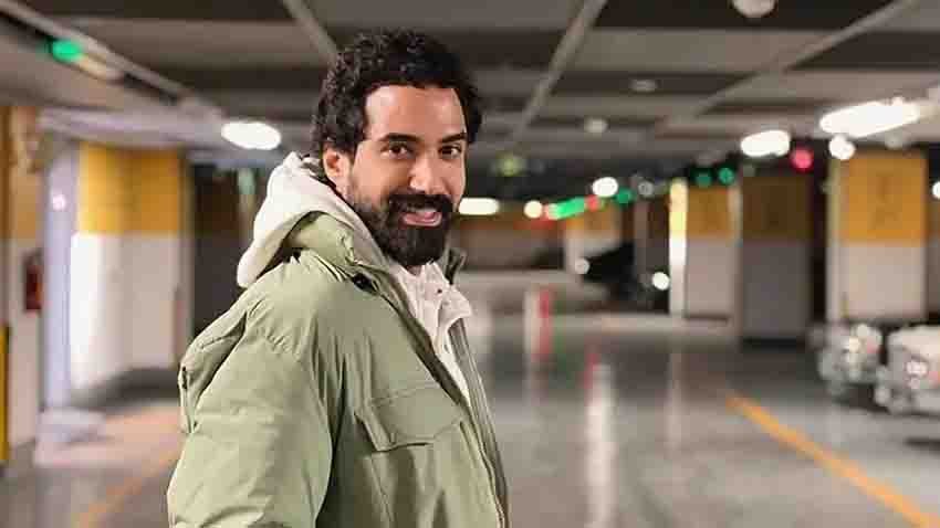 لیست کامل بازیگران سریال برتا؛ داستان یک اسلحه | بیوگرافی و نقشها 7 عرفان ناصری یکی از بازیگران سریال برتا است که به عنوان یکی از بازیگران جوان و آیندهدار، نقش مهمی در پیشبرد داستان این سریال ایفا میکند.