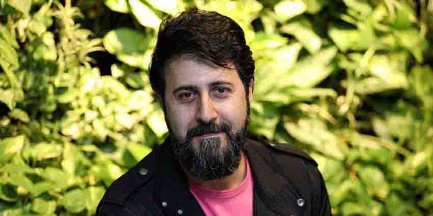 لیست بازیگران فیلم مرد عینکی؛ از بهرام افشاری تا شاریس نایب 4 هومن حاجی عبداللهی یکی از بازیگران فیلم مرد عینکی است که که در ژانر اکشن کمدی توانایی خود را به نمایش گذاشته و نقشی کلیدی در این فیلم دارد.