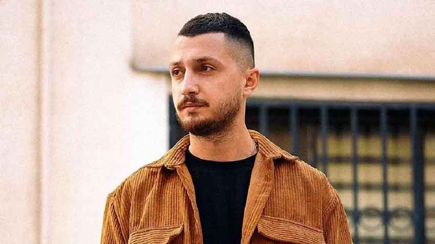 لیست مهمانان برنامه گنگ علی ضیا؛ رپرهای حاضر در اولین برنامه رسمی رپ فارسی 3 محمدرضا شایع، رپر معروف ویکی از مهمانان برنامه گنگ علی ضیا است که در قسمت اول ای برنامه حضور یافت و درباره مسیر رپ فارسی خود صحبت کرد.