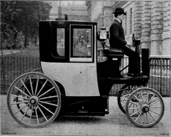 راهنمای کامل ماشین برقی: مزایا، معایب و وضعیت بازار ایران 3 اولین مدل تاکسی برقی